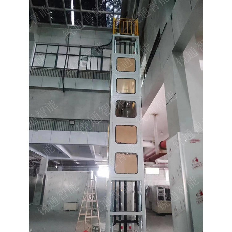 層間提升機(jī)